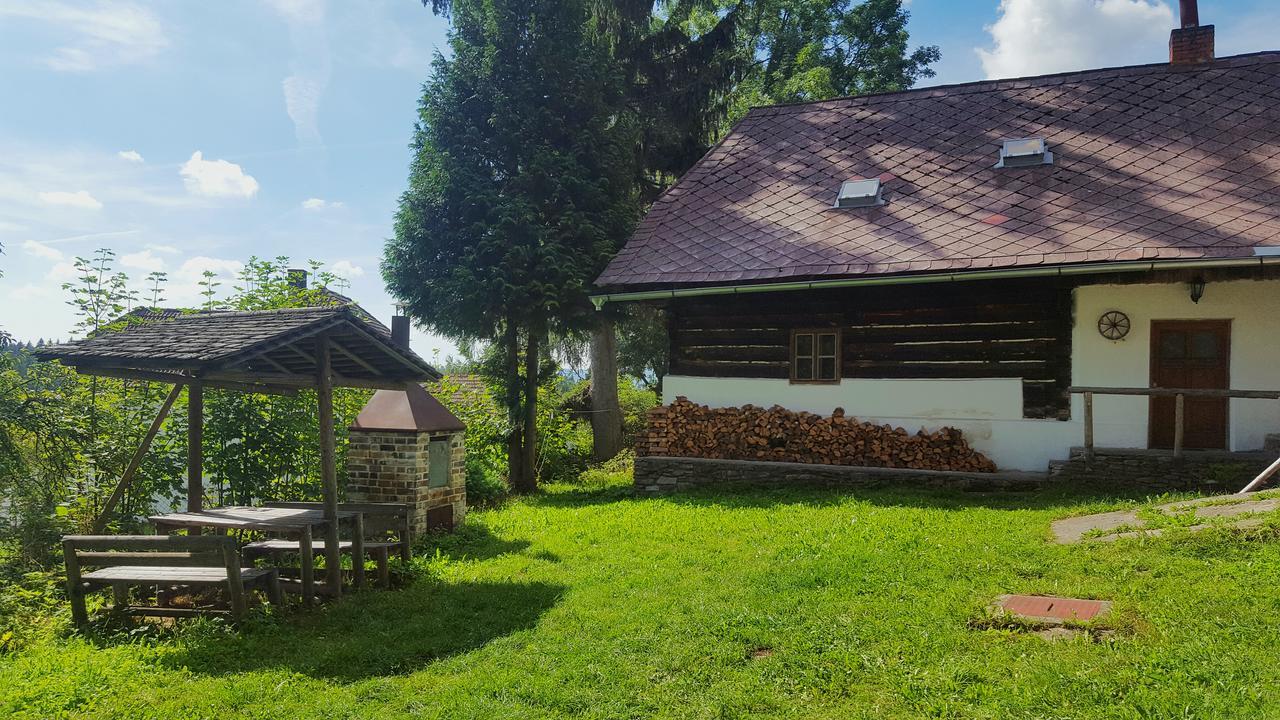 Malebna Chalupa U Javorniku Na Sumave Vacov Exterior photo